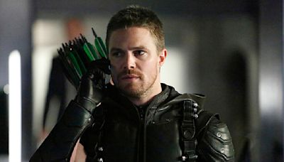 Before Arrow Launched The Arrowverse, Turns Out Stephen Amell's Show Was Crucial To The CW's Survival