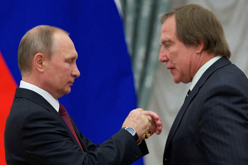 Bankers who helped Putin's friend move millions via Swiss bank accounts lose appeal