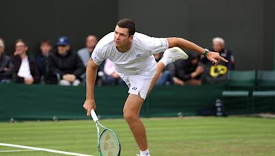 Iga Swiatek and Hubert Hurkacz—future finalists?—get their next Wimbledon tests | Tennis.com