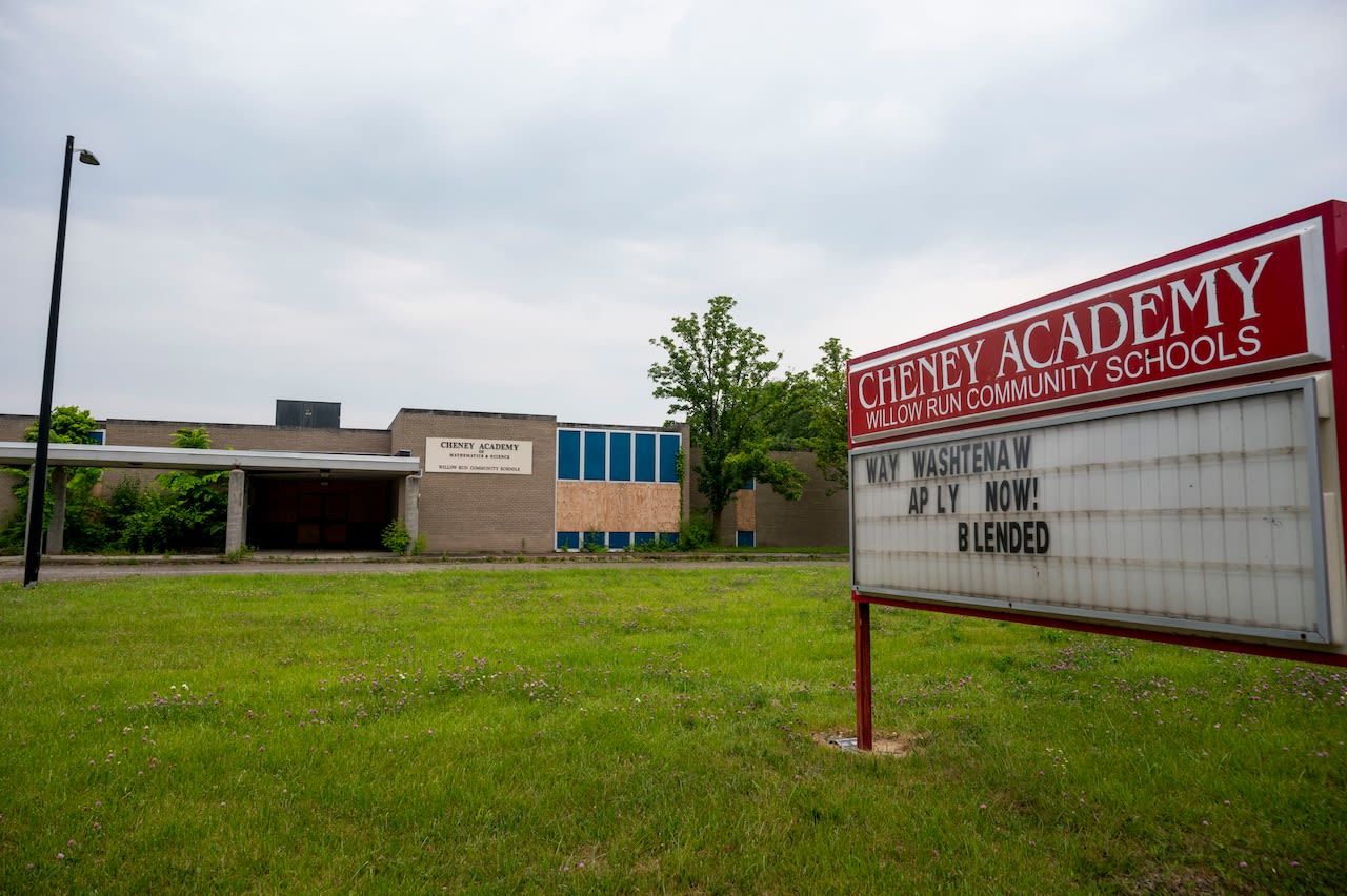 County lines up purchase, demolition of Ypsilanti-area school for $30M rec center project