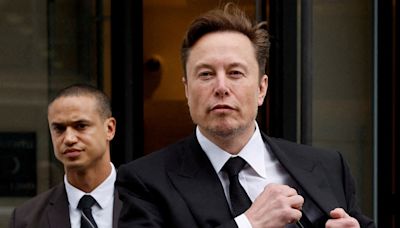 Musk's $56 bln pay package opposed by CalPERS CEO, CNBC reports