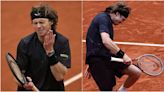 El MOMENTO de furia de Andrey Rublev en Roland Garros: gritos, raquetazos y golpes en su cara
