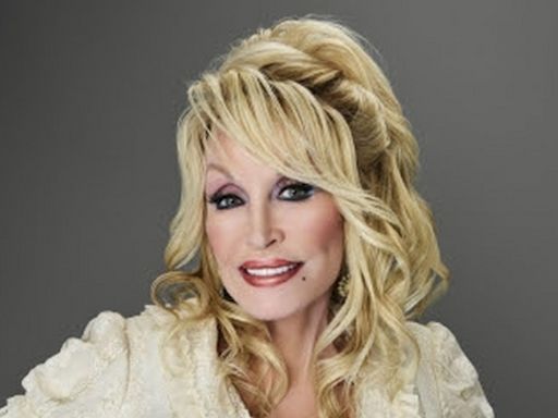 Dolly Parton to Create New Concert Project 'Threads: My Songs in Symphony'