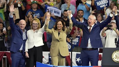 Kamala Harris makes an immigration pitch in Arizona as she fights to gain ground in the Sun Belt