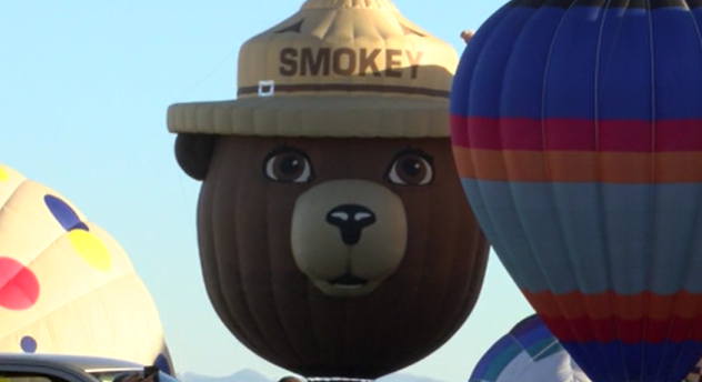 Smokey Bear balloon crew raise funds to buy new one