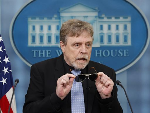 Star Wars' Mark Hamill's election remark takes internet by storm