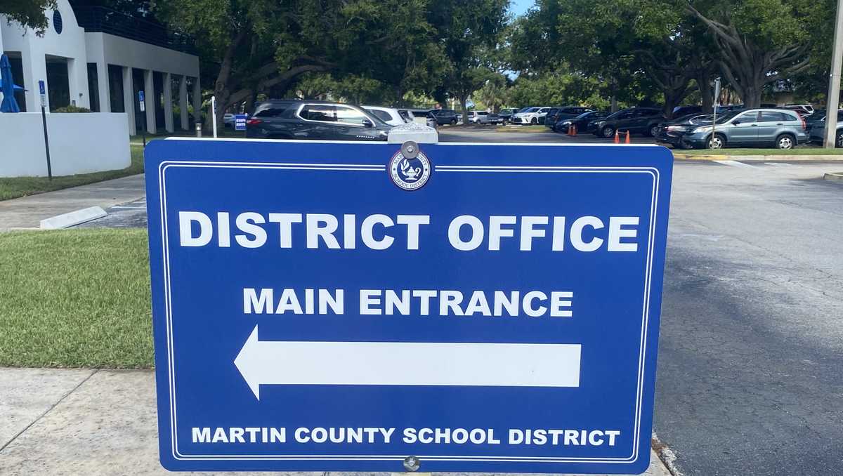 Martin County School District discusses budget and possible changes to cellphone policy for students