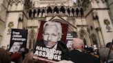 La Jornada: Aplaza tribunal británico fallo sobre Assange