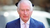Rei Charles causa polêmica no Reino Unido após encerrar patrocínio da monarquia à tradicional corrida de pombos