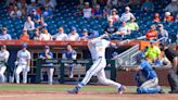 Gators' bats stay hot, even up weekend series with Kentucky Wildcats