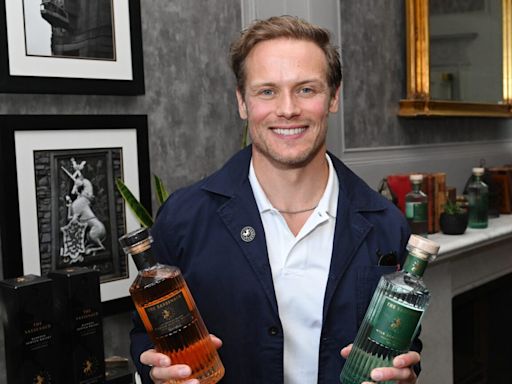 Outlander star Sam Heughan launches Sassenach Spirits in bespoke new venue and says Edinburgh Fringe is a 'true homecoming' | Scotsman Food and Drink