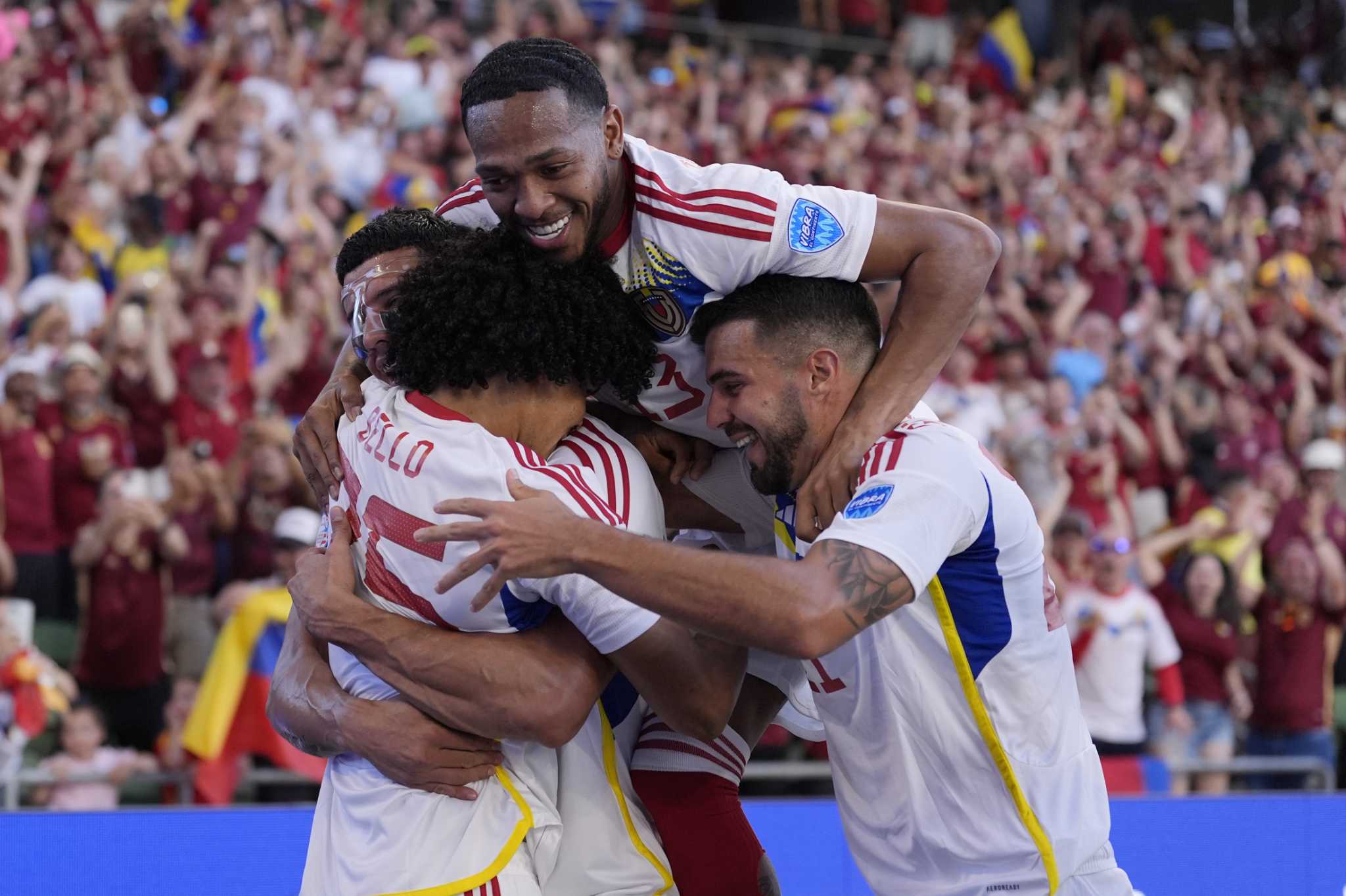 Eduard Bello leads 2nd-half charge in Venezuela's 3-0 victory over Jamaica in Copa America