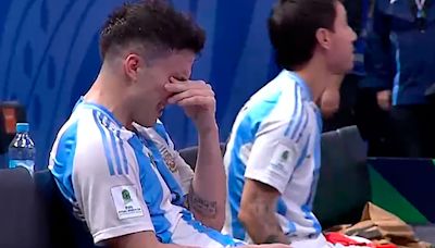 La desoladora imagen del plantel argentino tras perder la final del Mundial de futsal y la burla de Brasil que desató la furia