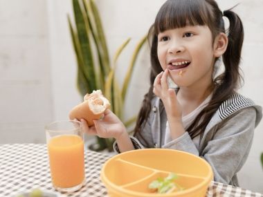 小孩早餐吃什麼？ 營養師公開「最佳組合」一整天頭腦靈活：超商食物也OK