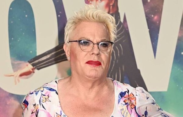 Eddie Izzard's life from gender identity, private love life and Clarkson blunder