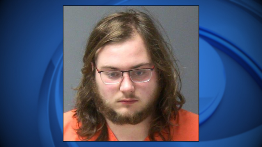 22-year-old Wisconsin man arrested for OWI after deputy clocks radar at 121MPH