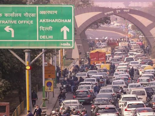 Behind the Green Signs: How Colour Shapes Highway Information in India - News18