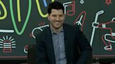 Hilarious video: podcast interviews Blackhawks GM Kyle Davidson without knowing it