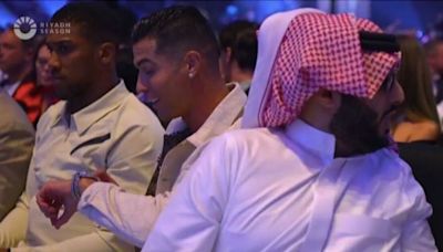 Cristiano Ronaldo gesture spotted during Tyson Fury vs Oleksandr Usyk