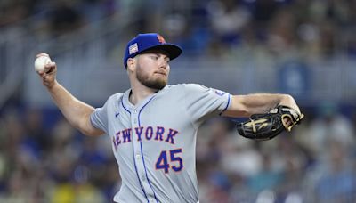 Mets put Scott on injured list with sprained elbow ligament; Senga set for season debut Friday