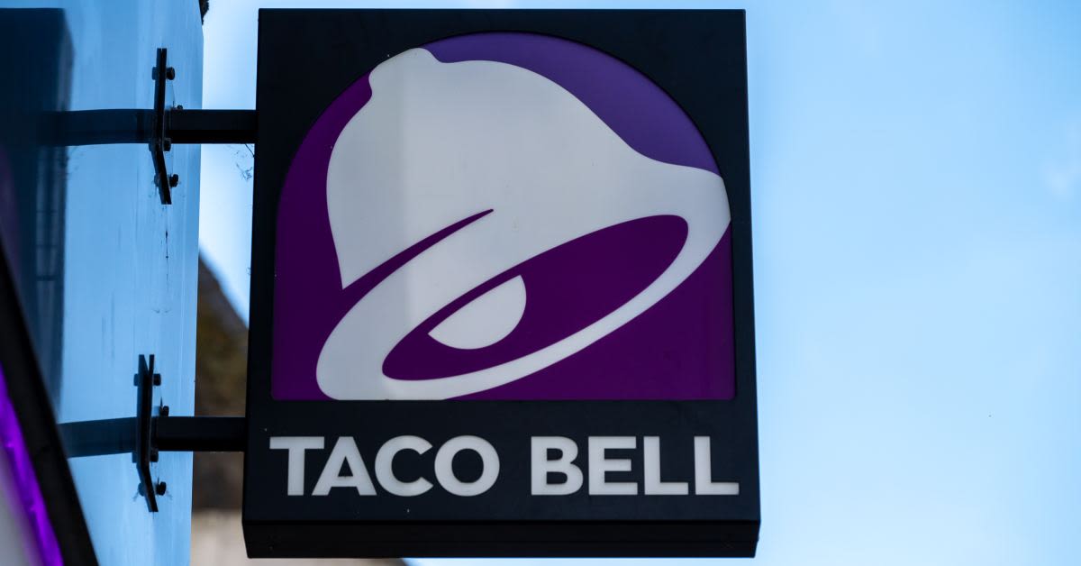 Fans Eager to Get Their Hands on Taco Bell's New Menu Item: 'I Would Absolutely Destroy These'