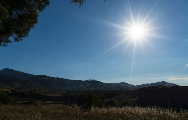 Hiker dies at Utah state park after high temperatures, running out of water