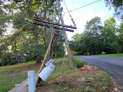 Tallahassee storm updates: NWS confirms twin tornadoes as city hits target to power up 75%