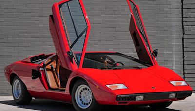 Rod Stewart’s 1977 Lamborghini Countach LP400 Periscopio in Photos