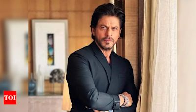 Shah Rukh Khan smells so nice, here are the two perfumes he swears by | - Times of India