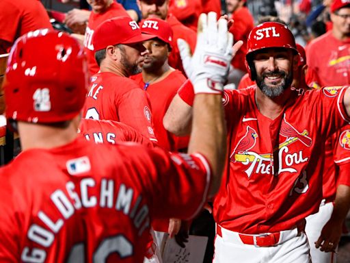 'We put on a good show': Cardinals rally past Cubs with 4-run eighth inning