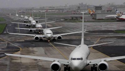 Mumbai Rains: Flights affected amid heavy showers; two diverted, 7 make go-around at airport - Check advisory | Today News