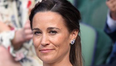 Pippa Middleton is the ultimate 60s siren in flares after Wimbledon makeover