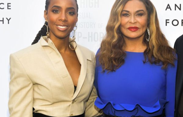 How Beyonce’s Mom Tina Knowles Supported Kelly Rowland After Viral Cannes Incident - E! Online