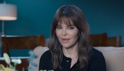'Mommy Meanest' Review: Lisa Rinna chills as suffocating cyberbullying mother in Lifetime's film