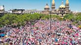 Marea Rosa: Salen a las calles contra el autoritarismo