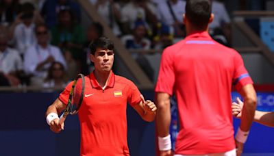 Novak Djokovic vs Carlos Alcaraz LIVE: Olympics score and tennis updates from historic gold medal match