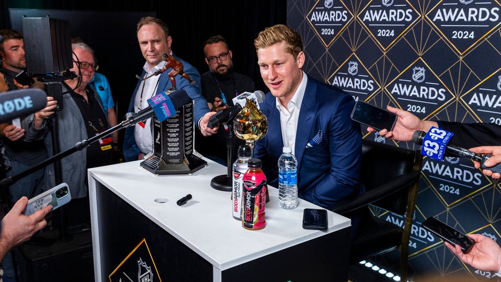 Thursday's hockey: MacKinnon wins Hart Trophy; UM commit Epperson off to Saginaw