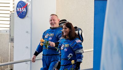 Barry Butch Wilmore y Sunita Suni Williams, los dos astronautas atrapados en el espacio