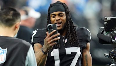 Raiders' Davante Adams Bashes Commanders Fanbase