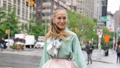 Sarah Jessica Parker Just Gave Us The Chicest ‘And Just Like That’ Season 3 Update