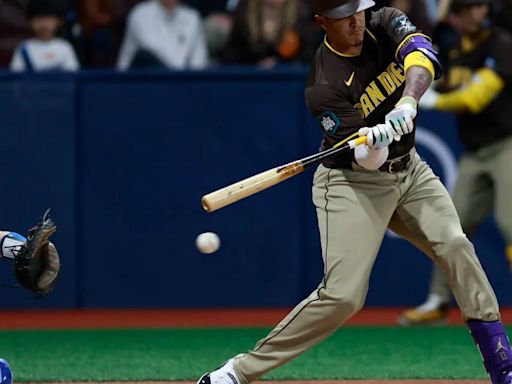 Machado acaricia la historia con dos jonrones para el triunfo de los Padres en Boston