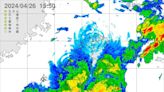 最強的對流雨開炸！ 鄭明典一圖說明：不完全是巧合