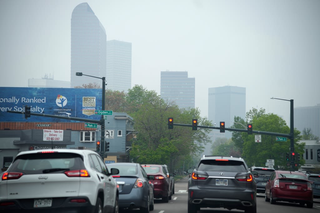 Colorado weather: Wildfire smoke continues to choke the state, prompts hazardous air quality alerts