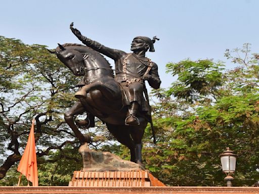 Did Jawaharlal Nehru ‘insult’ Shivaji? The controversy over Fadnavis’ remark, explained