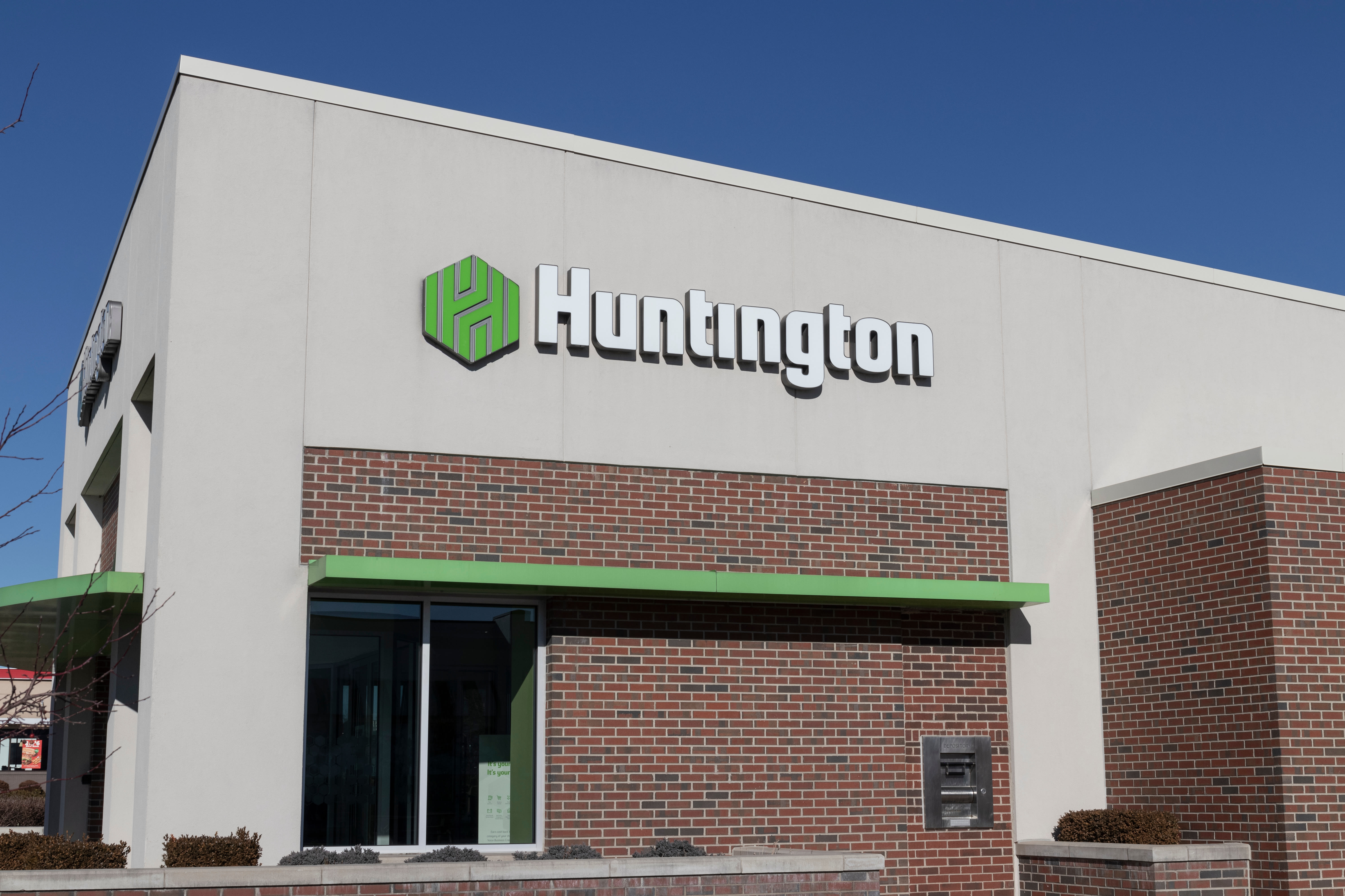 Huntington to build 55 new branches in the Carolinas