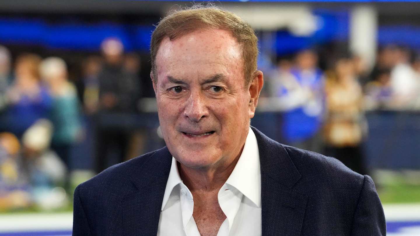 NFL Fans Unhappy With Al Michaels's Lackluster Call of First TD in Bills-Dolphins