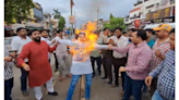 'Rahul Gandhi Murdabad,' Chanted BJP Workers In Jabalpur, Burn Effigy After His Statement Against Hindus