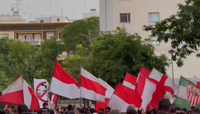 Los detalles de la histórica manifestación del sevillismo: desde el luto "por los valores del club" hasta el vacío en el estadio