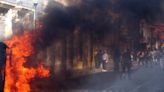 Habitantes en centro de México queman ayuntamiento y casa del edil por muerte de un adulto
