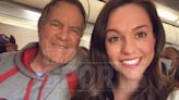 El coach Bill Belichick a sus 72 años presume relación con una exporrista de 24 años